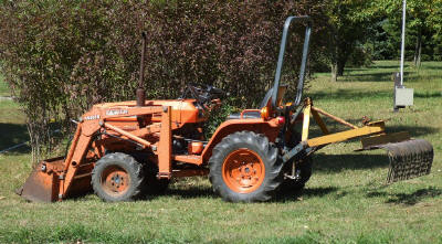 Kubota B7200